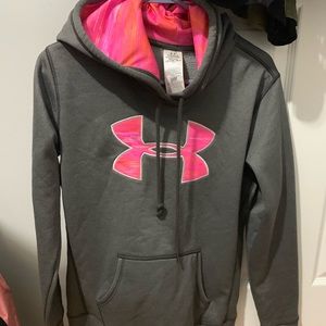 UNDER ARMOUR HOODIE
